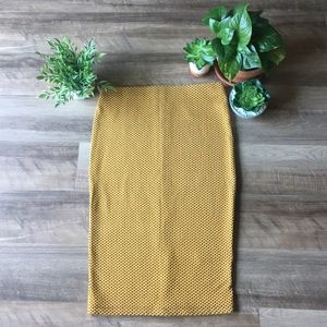 Zara Body Con Midi Skirt Size Large